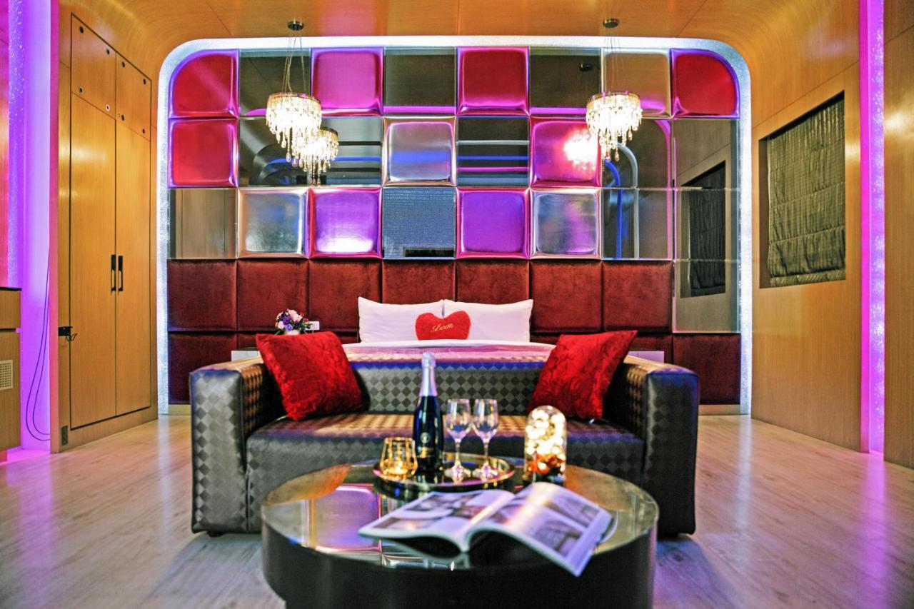 Affair Motel Co.Ltd Wuqi Eksteriør bilde